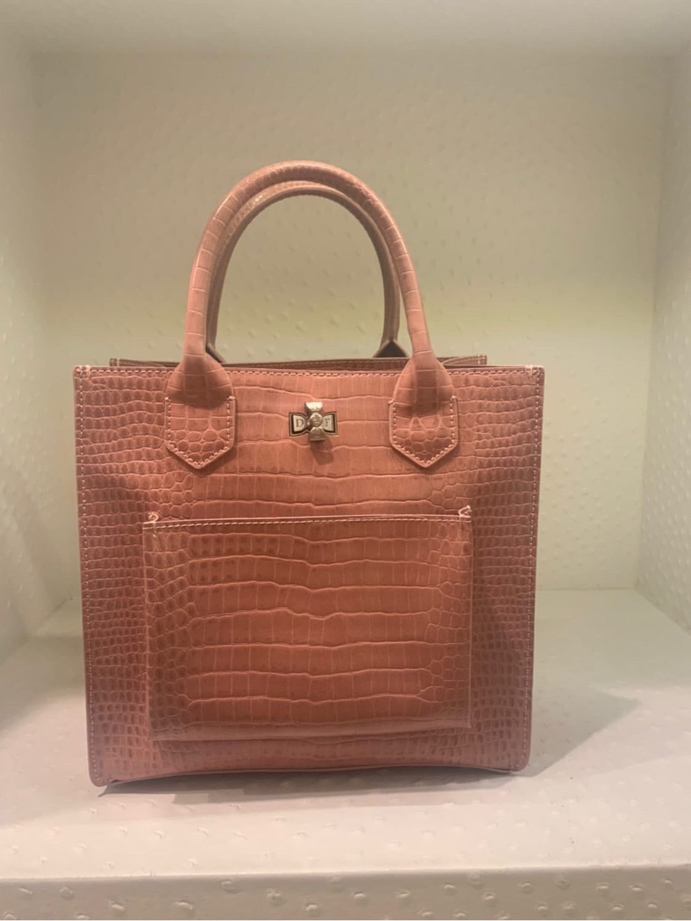 Korean Defaye Black Croc-Embossed Tote Bag in Dusty Rose